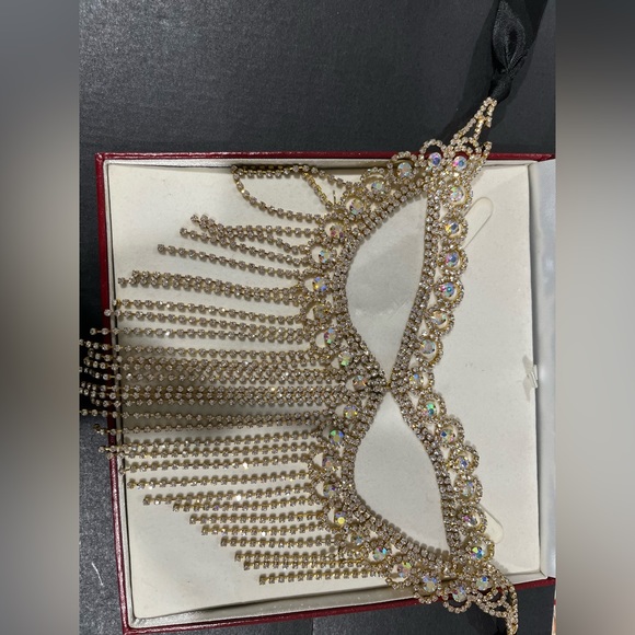 Accessory - Picture 3 of 3